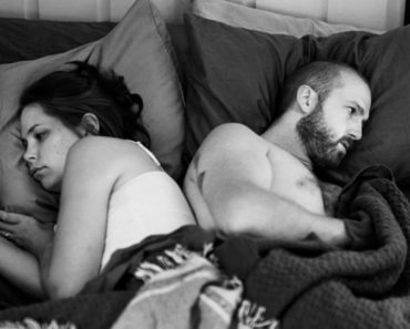 Photographer Removes Cell Phones From Photos To Highlight Our Addiction