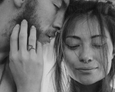 It’s Only A Real And Genuine Man Who Can Love A Broken Woman